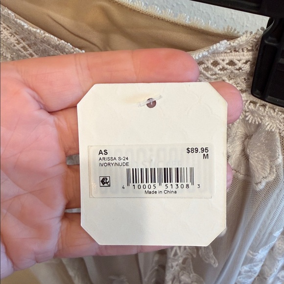 Altar’d State Arissa Set - Picture 7 of 7